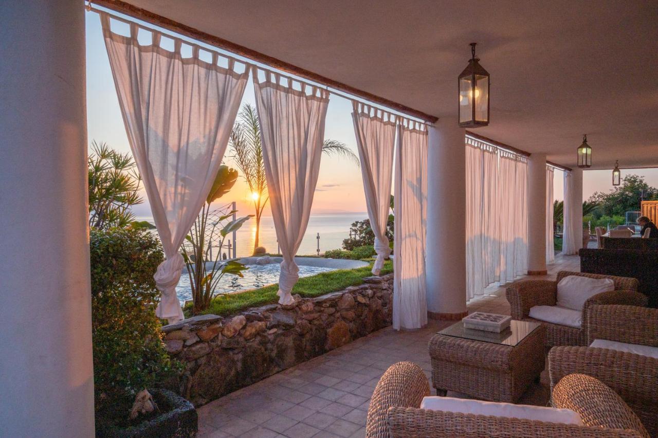 Luxury Taorum Villa With Spectacular Sea Views In Taormina Exteriör bild