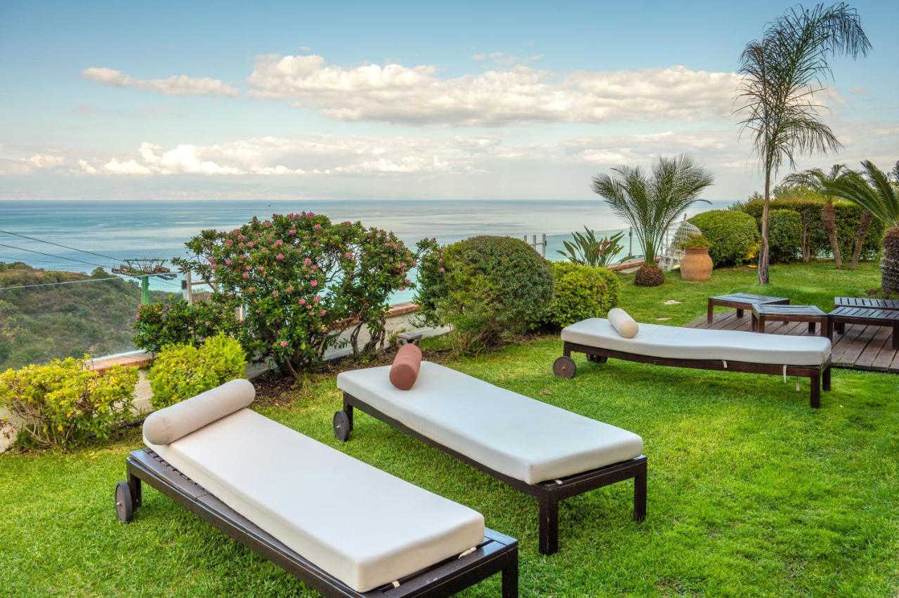 Luxury Taorum Villa With Spectacular Sea Views In Taormina Exteriör bild