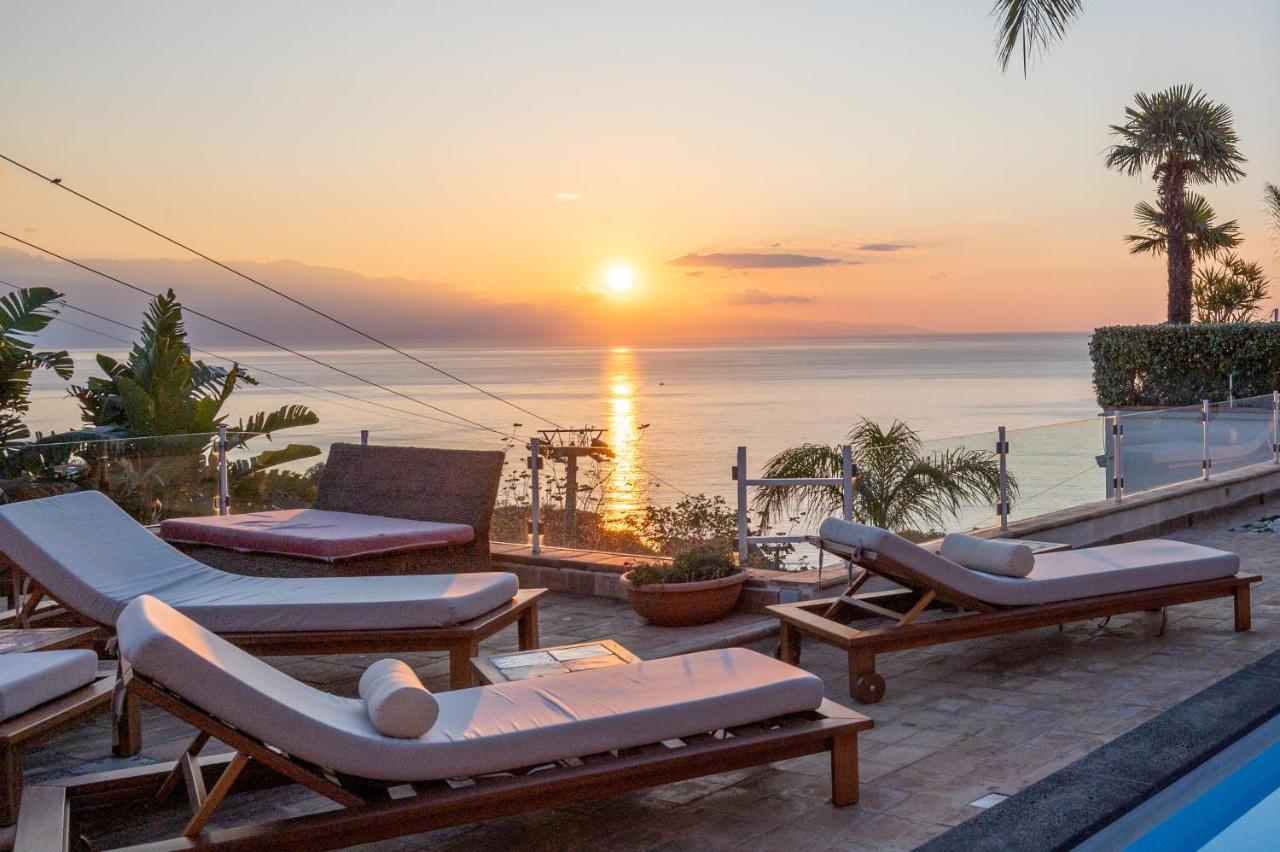 Luxury Taorum Villa With Spectacular Sea Views In Taormina Exteriör bild