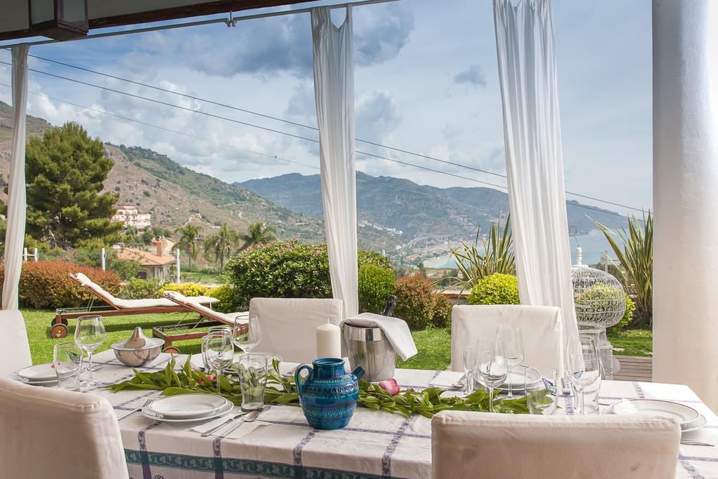 Luxury Taorum Villa With Spectacular Sea Views In Taormina Exteriör bild