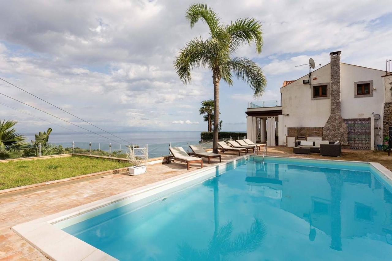 Luxury Taorum Villa With Spectacular Sea Views In Taormina Exteriör bild