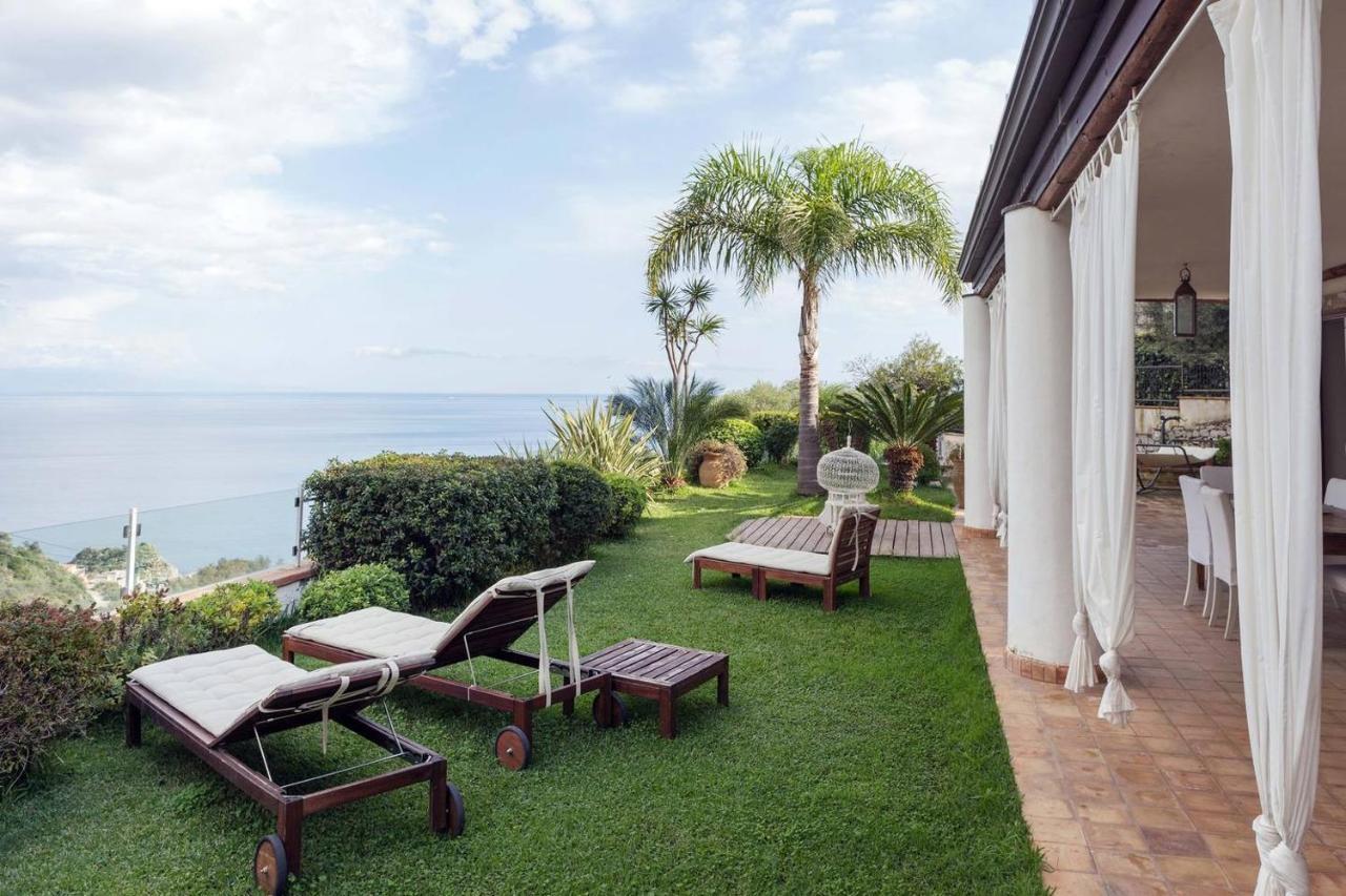 Luxury Taorum Villa With Spectacular Sea Views In Taormina Exteriör bild
