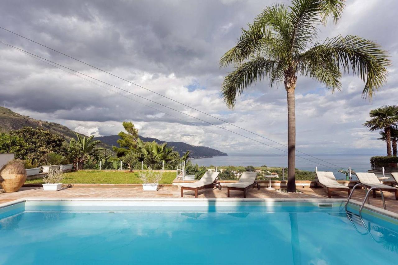 Luxury Taorum Villa With Spectacular Sea Views In Taormina Exteriör bild