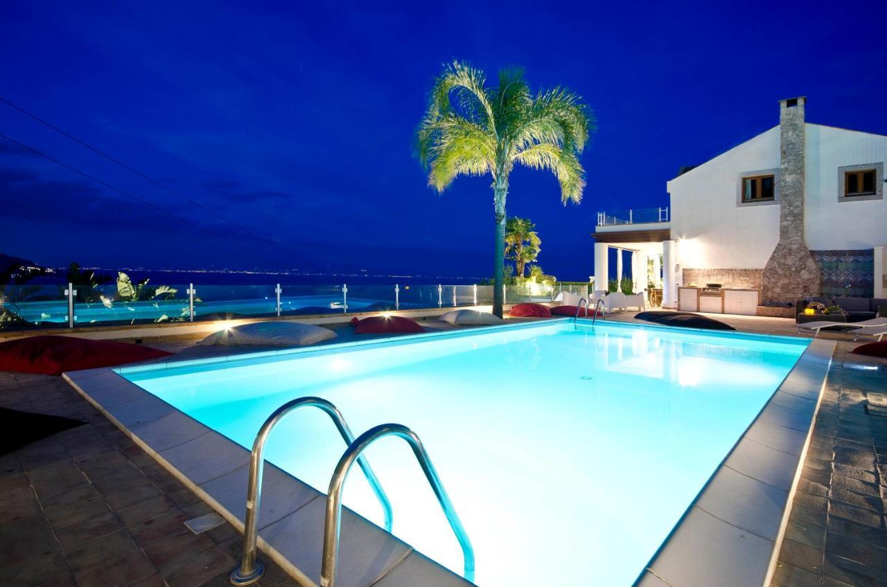 Luxury Taorum Villa With Spectacular Sea Views In Taormina Exteriör bild