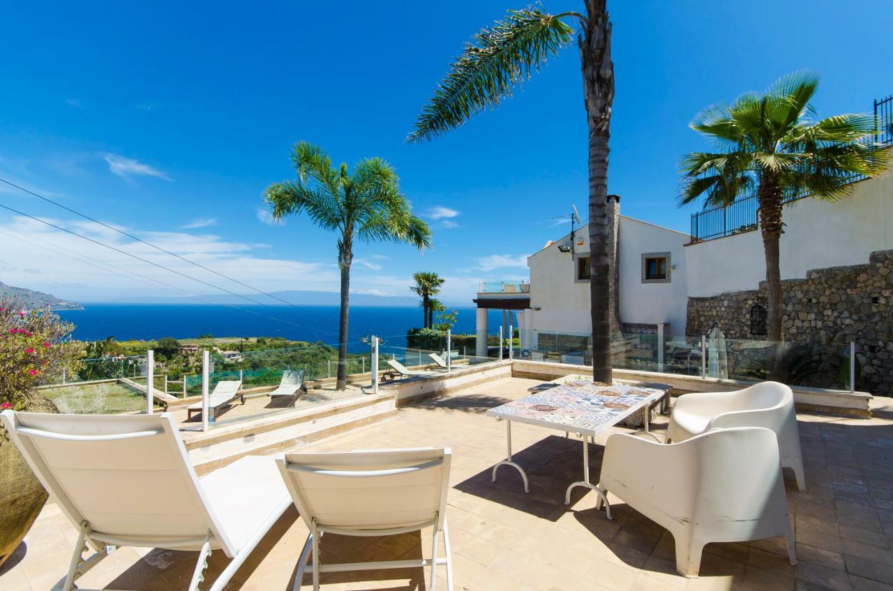 Luxury Taorum Villa With Spectacular Sea Views In Taormina Exteriör bild